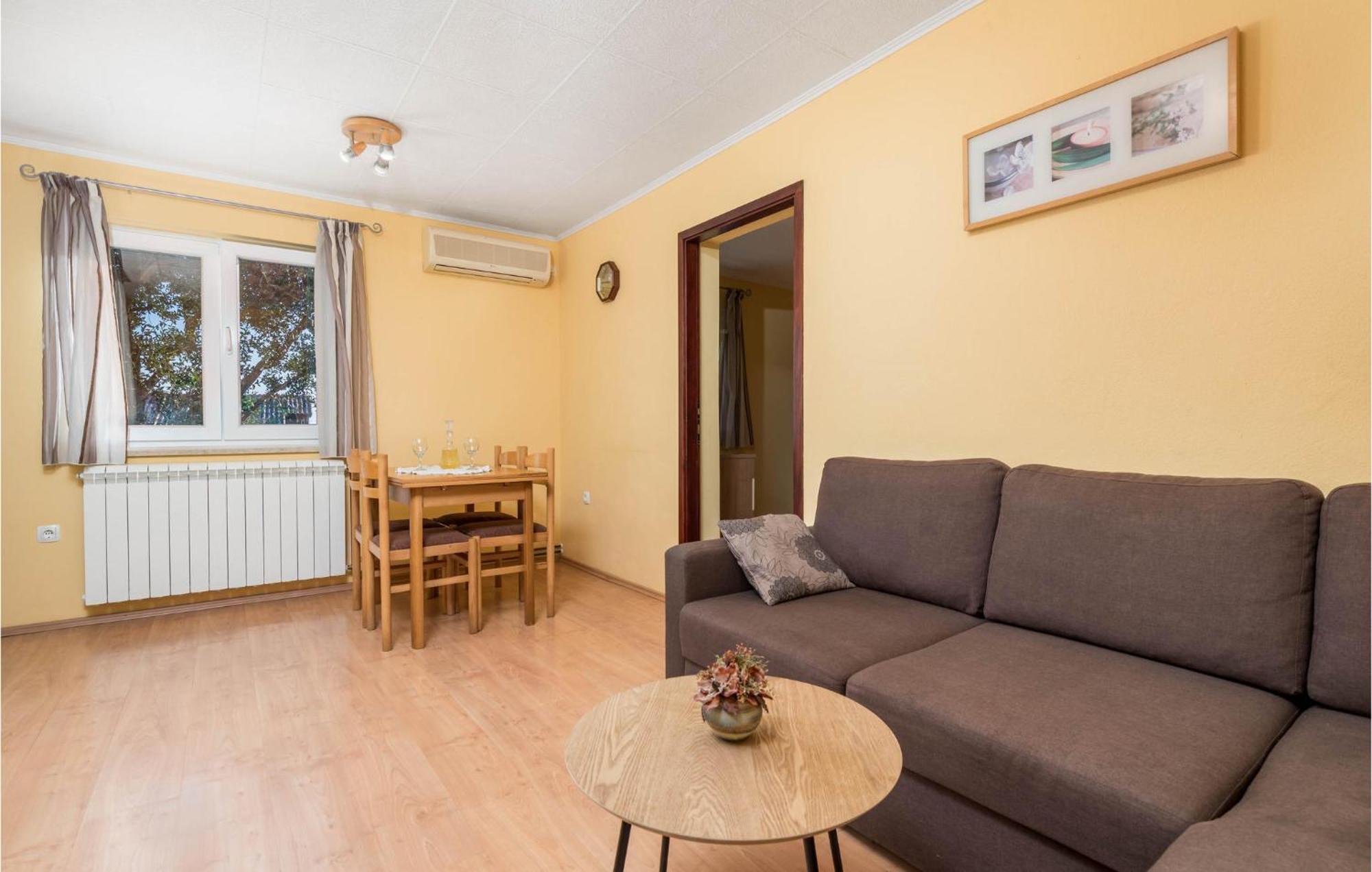 Stunning Apartment In Lovran With Kitchen 外观 照片