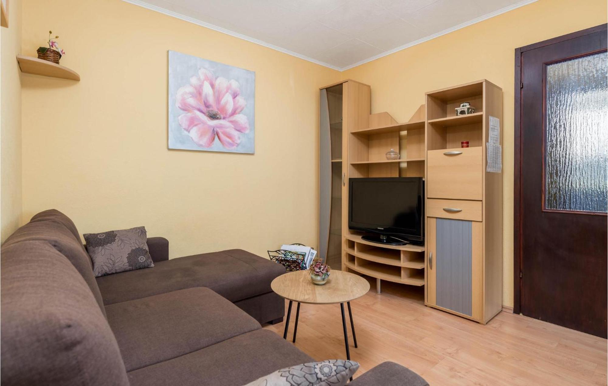 Stunning Apartment In Lovran With Kitchen 外观 照片